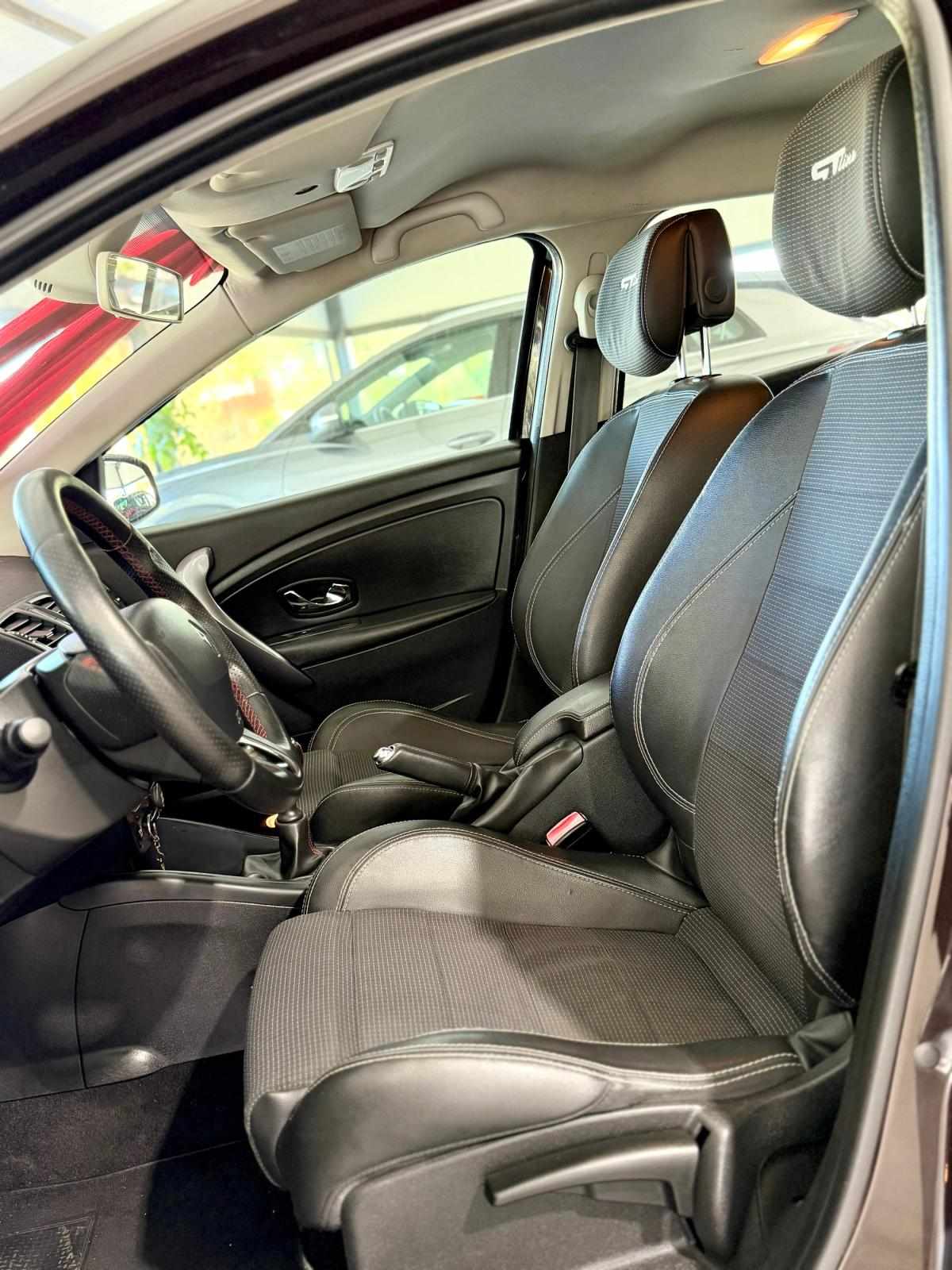 renault-megane-sport-tourer-2013-diesel-1461cc