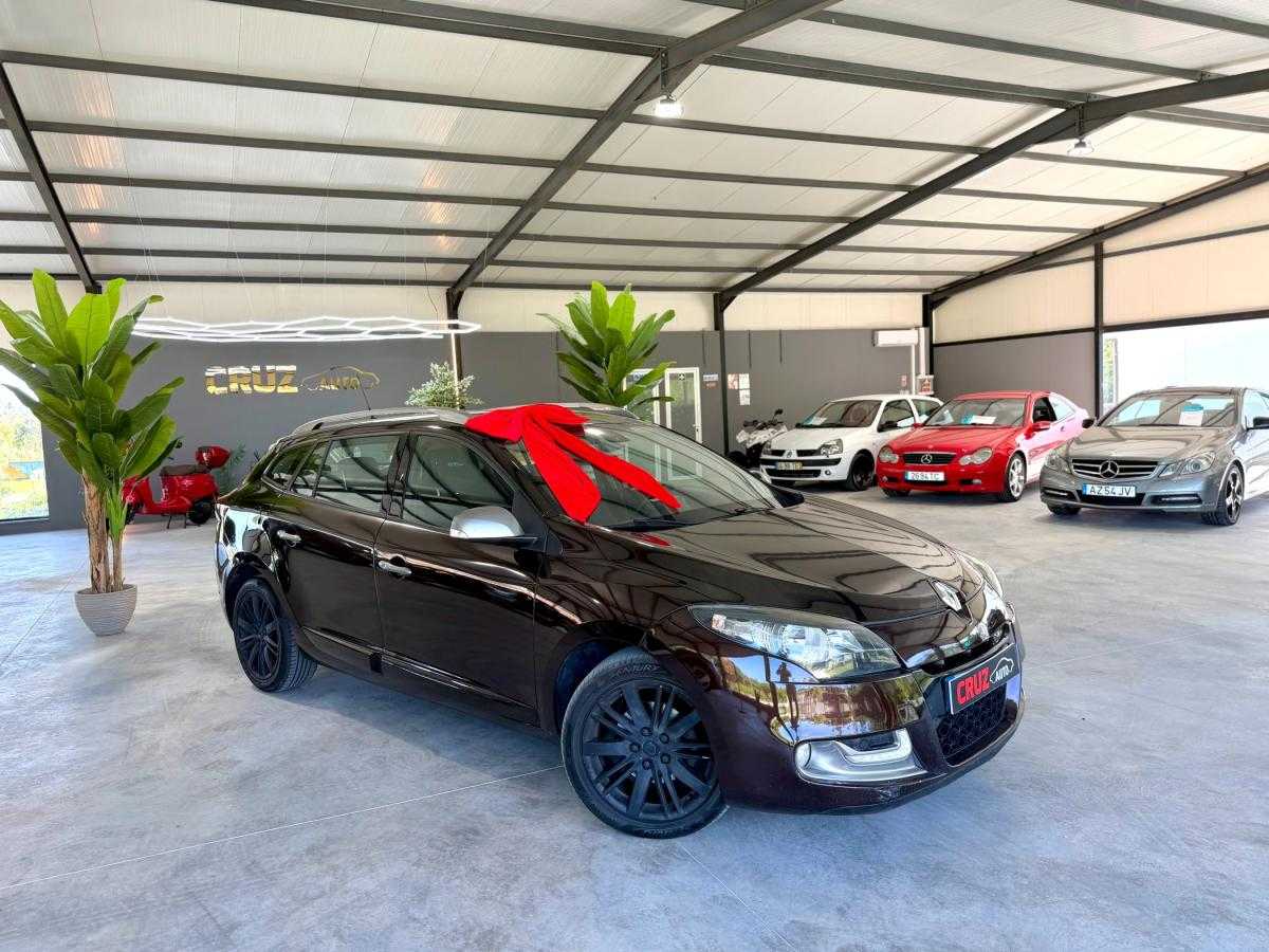 renault-megane-sport-tourer-2013-diesel-1461cc