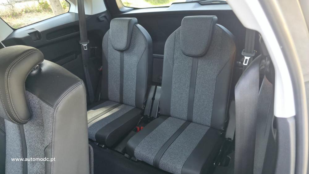 peugeot-5008-2019-diesel-1499cc