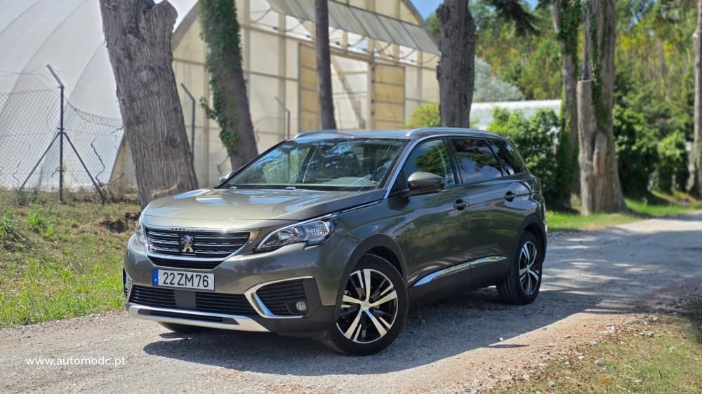 peugeot-5008-2019-diesel-1499cc