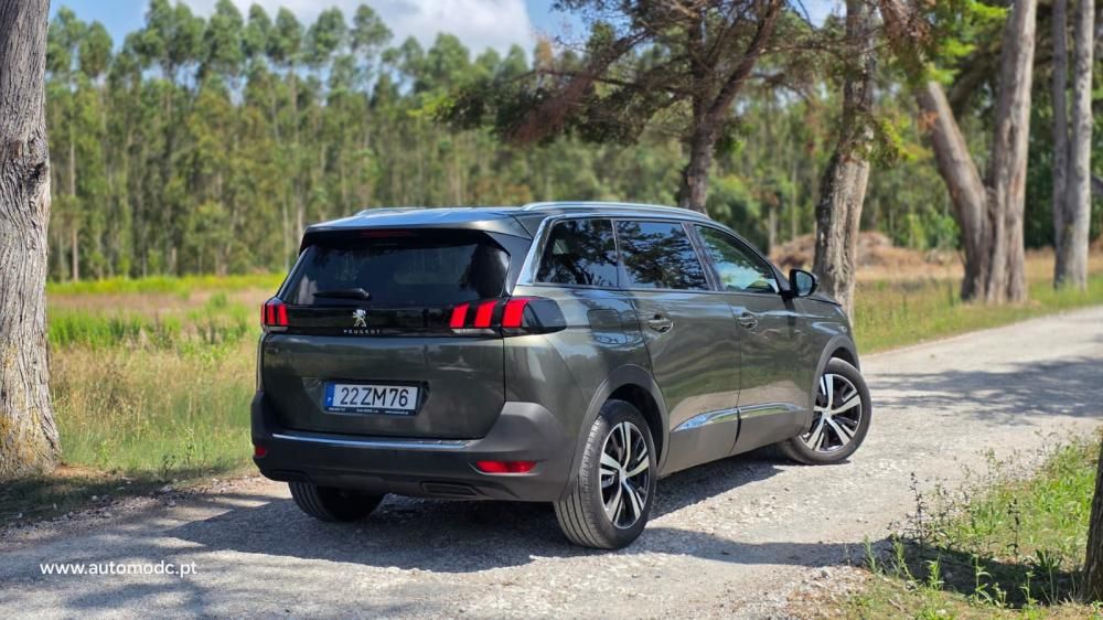 peugeot-5008-2019-diesel-1499cc