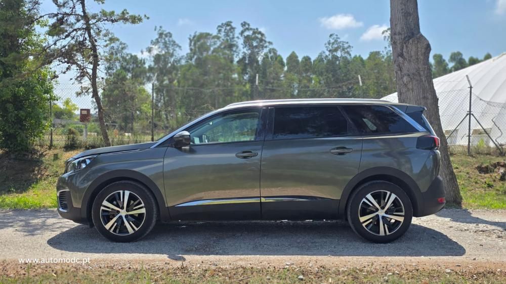 peugeot-5008-2019-diesel-1499cc