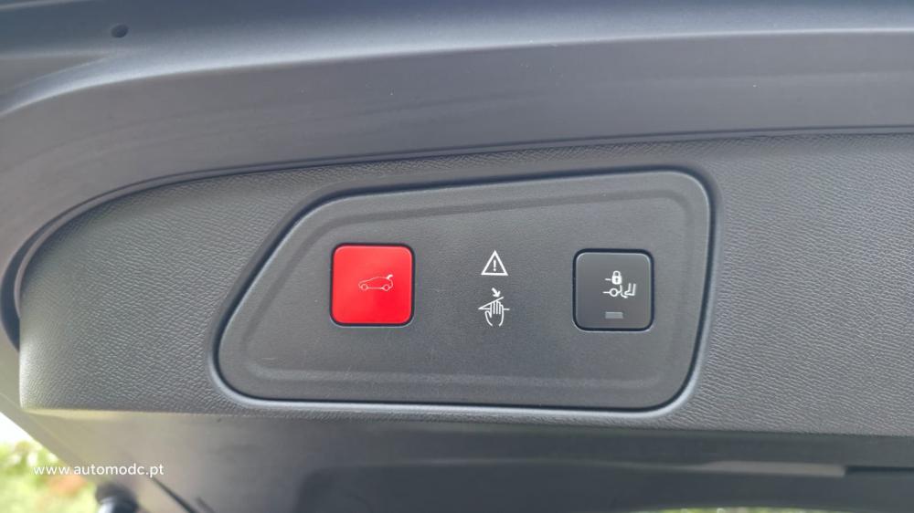 peugeot-3008-2019-diesel-1997cc
