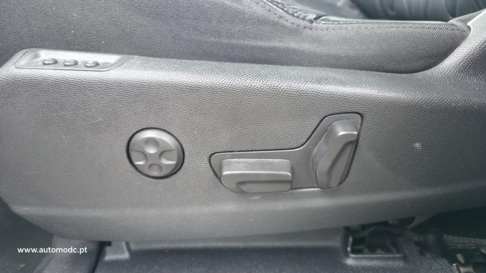peugeot-3008-2019-diesel-1997cc