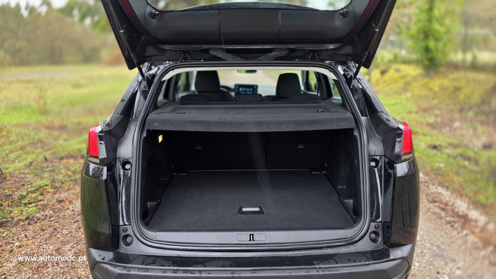 peugeot-3008-2023-diesel-1499cc
