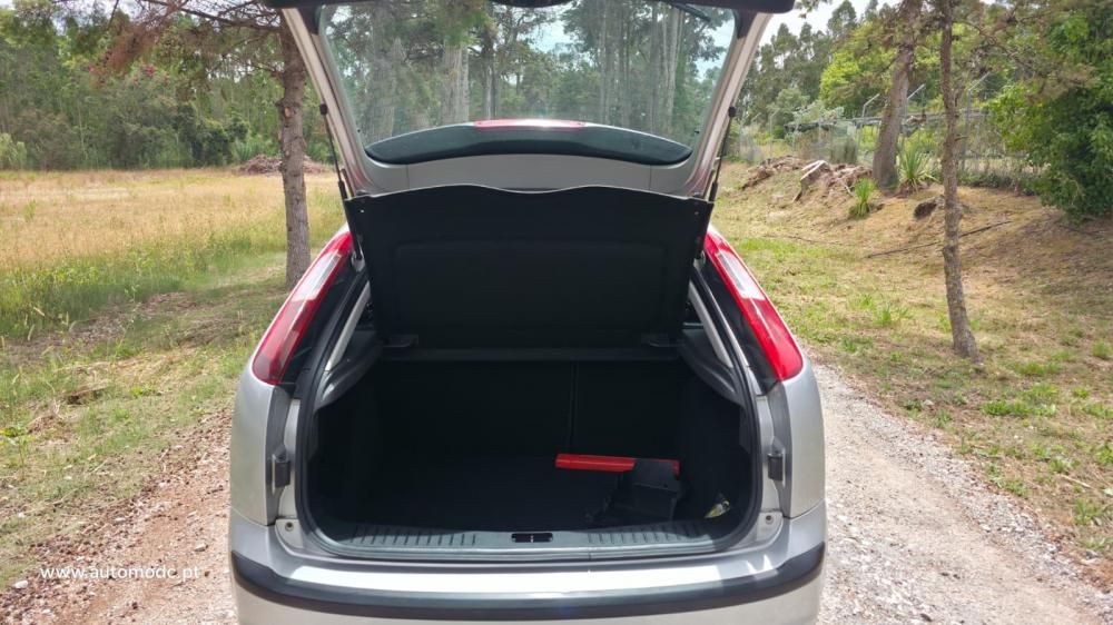 ford-focus-2006-diesel-1560cc