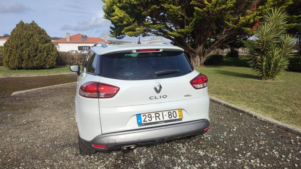 renault-clio-sport-tourer-2016-diesel-1461cc