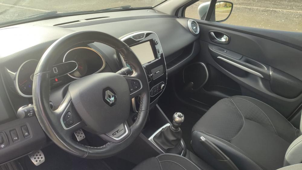 renault-clio-sport-tourer-2016-diesel-1461cc