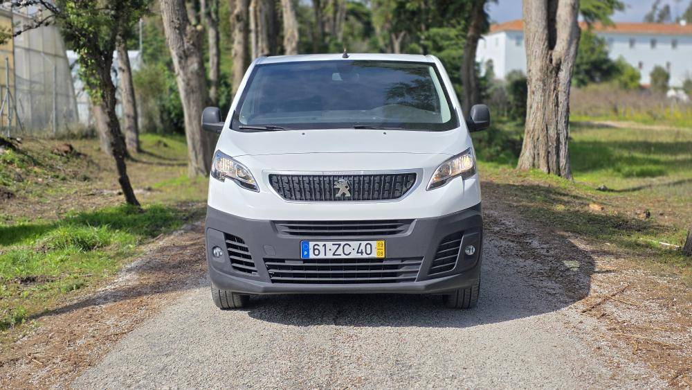peugeot-expert-2019-diesel-1560cc