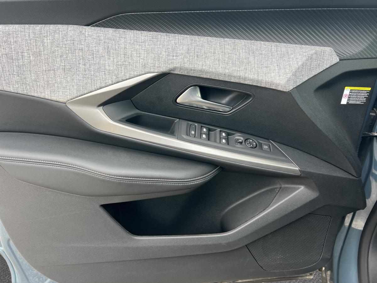 peugeot-5008-1-2-puretech-2025-gasolina-1199cc