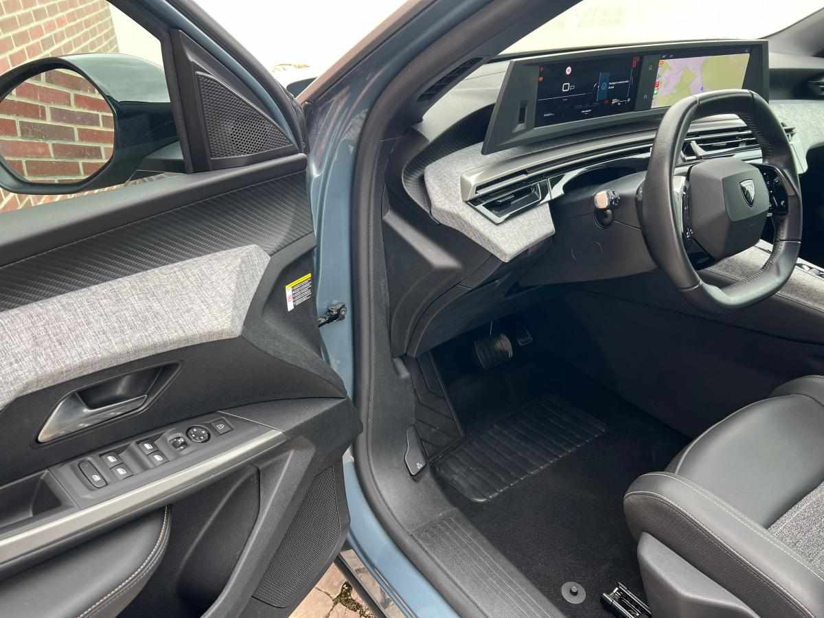peugeot-5008-1-2-puretech-2025-gasolina-1199cc
