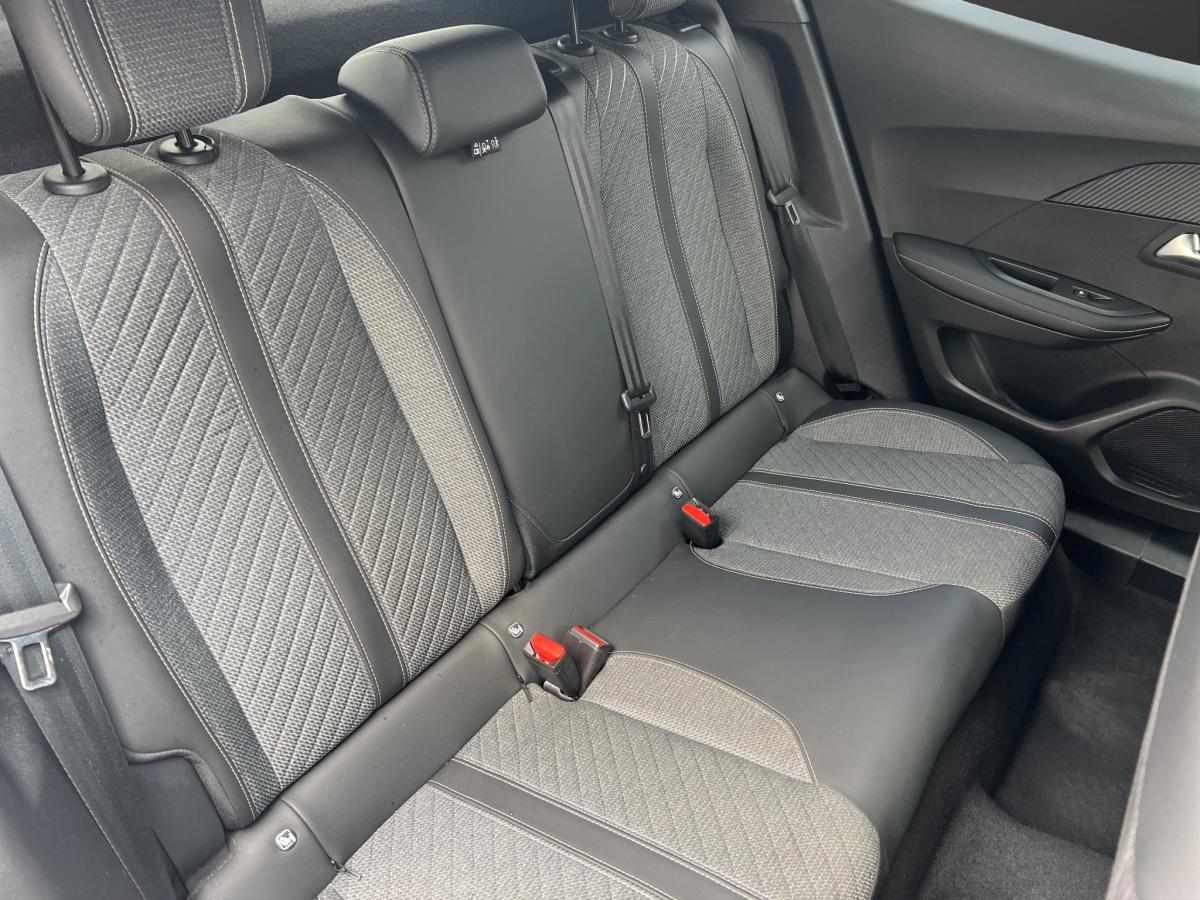 peugeot-2008-1-2-puretech-2024-gasolina-1199cc