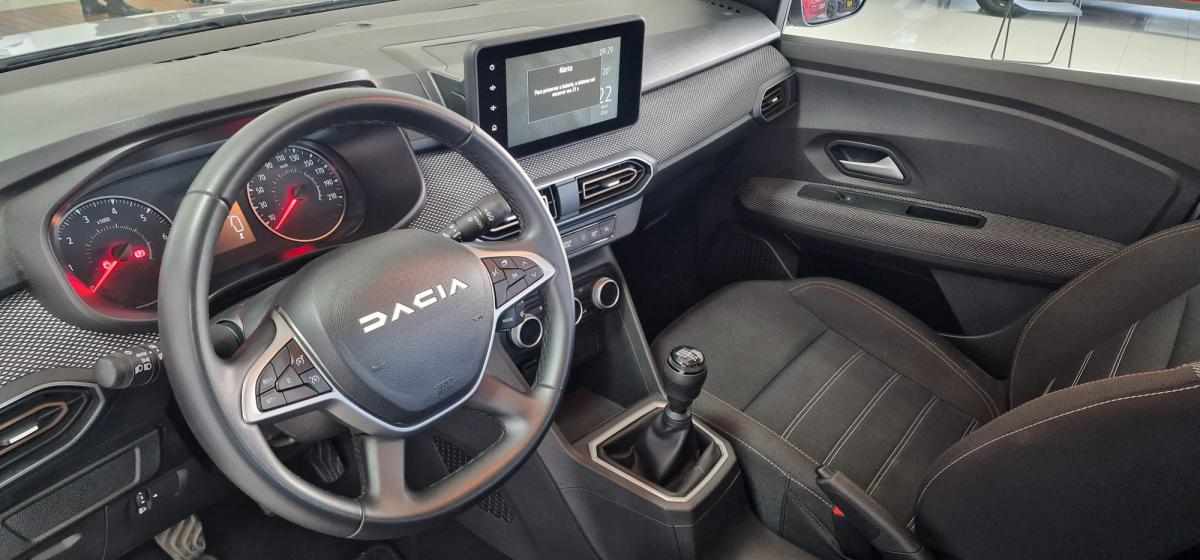 dacia-sandero-1-0-tce-eco-g-2023-gpl-999cc