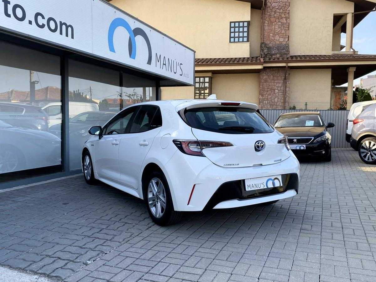 toyota-corolla-2021-hibrido-a-gasolina-1798cc