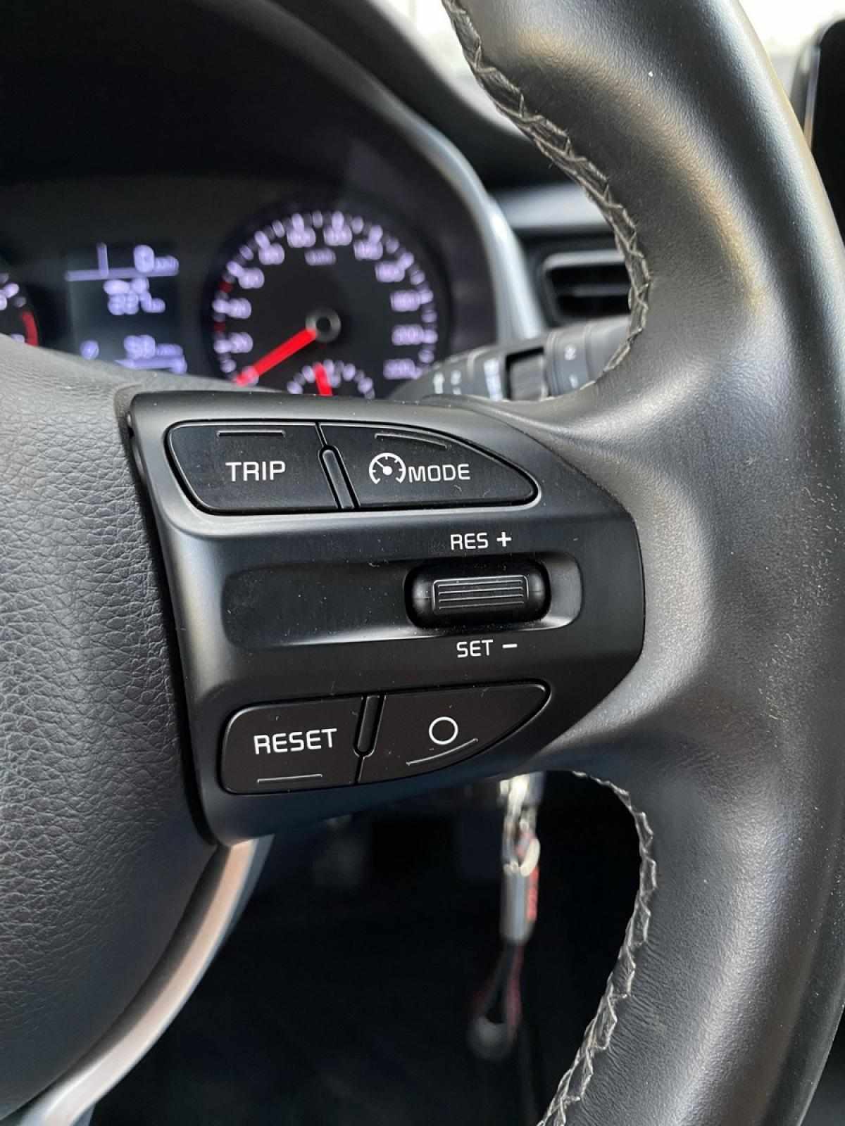 kia-stonic-2022-gasolina-1197cc