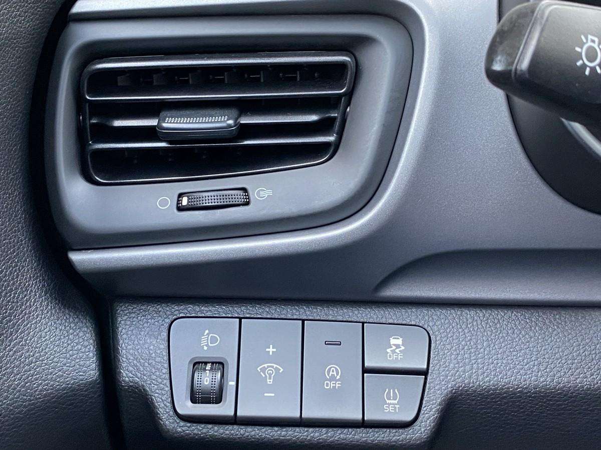 kia-stonic-2022-gasolina-1197cc