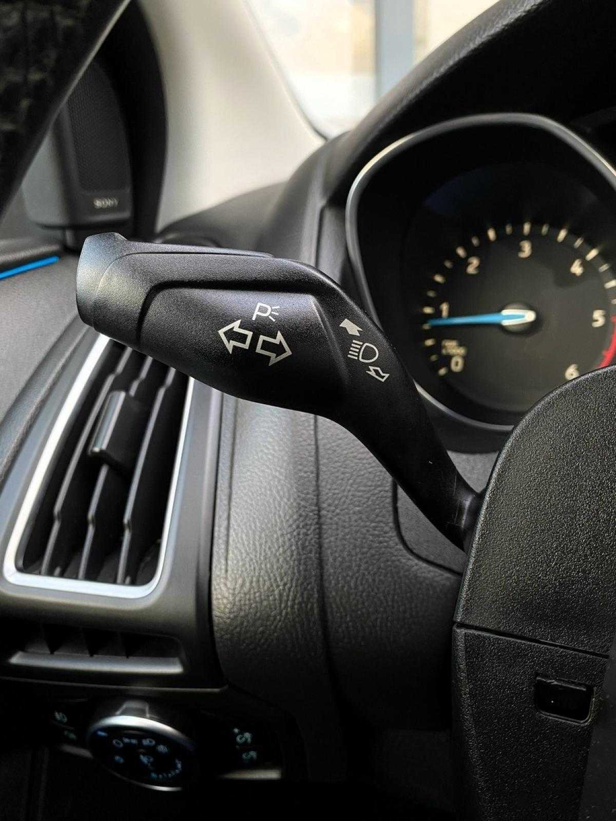ford-focus-sw-2017-diesel-1499cc