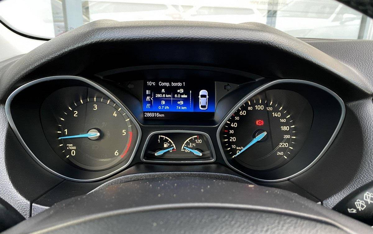 ford-focus-sw-2017-diesel-1499cc
