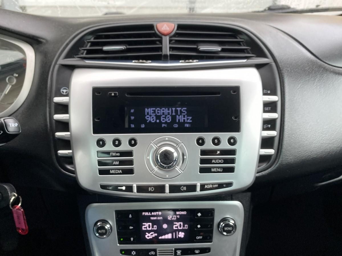 lancia-delta-2009-diesel-1598cc