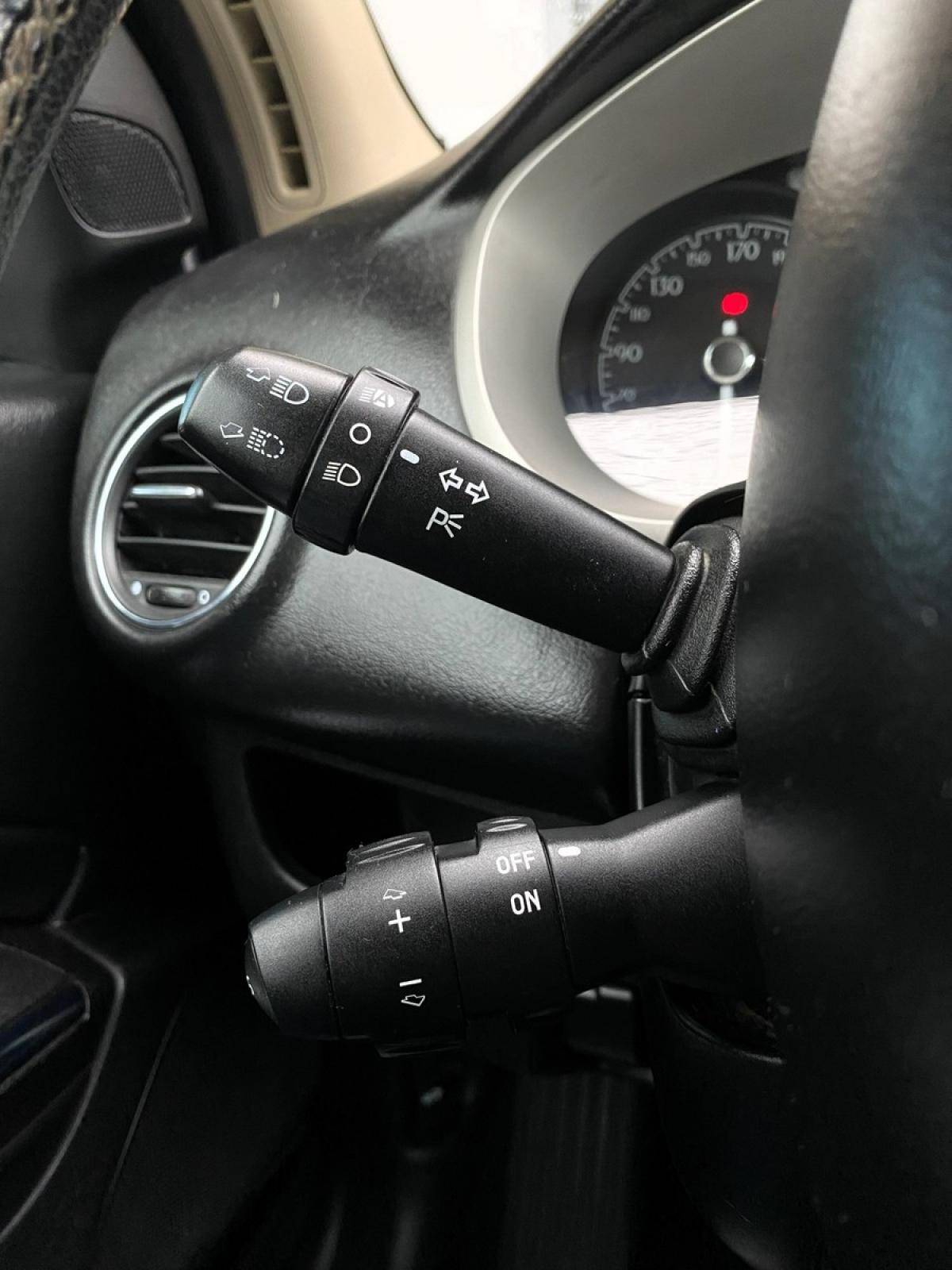 lancia-delta-2009-diesel-1598cc