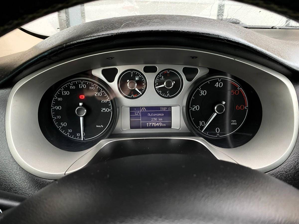 lancia-delta-2009-diesel-1598cc