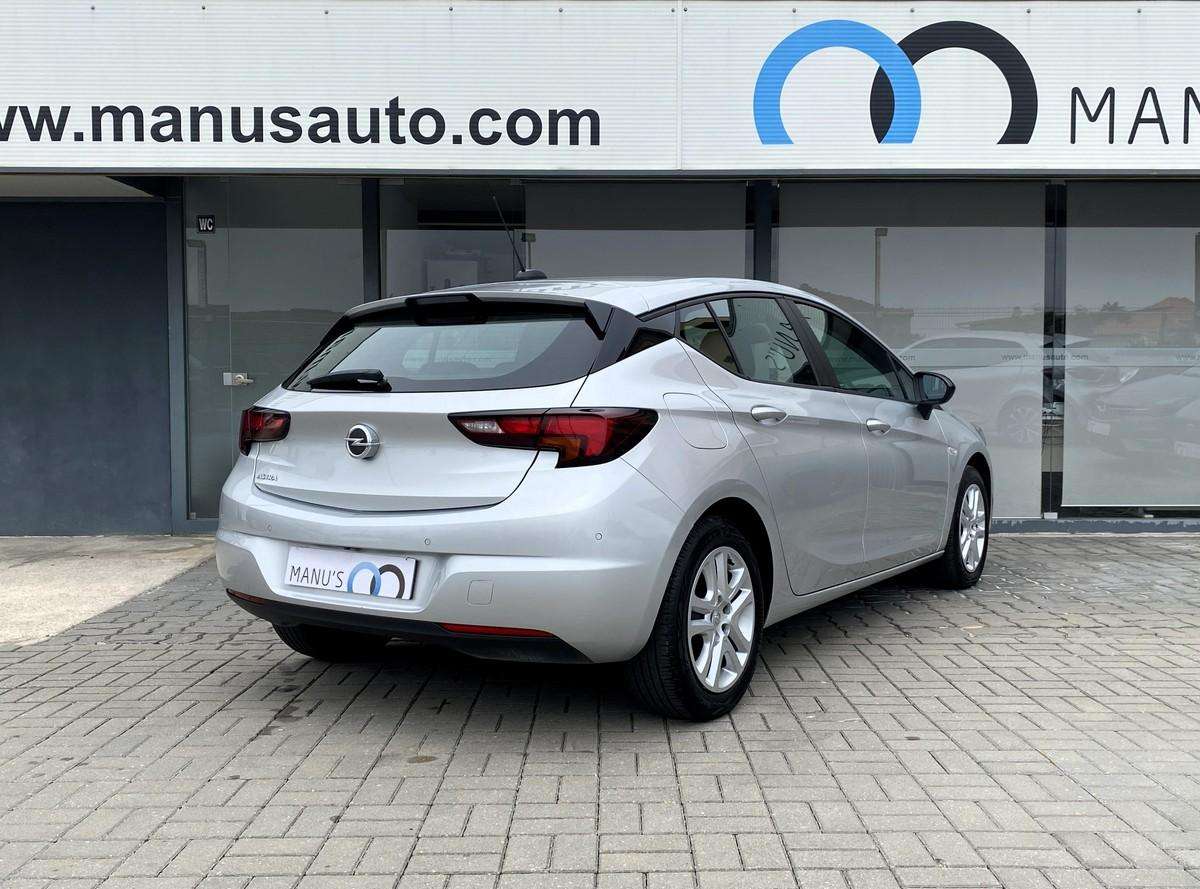 opel-astra-2021-diesel-1496cc