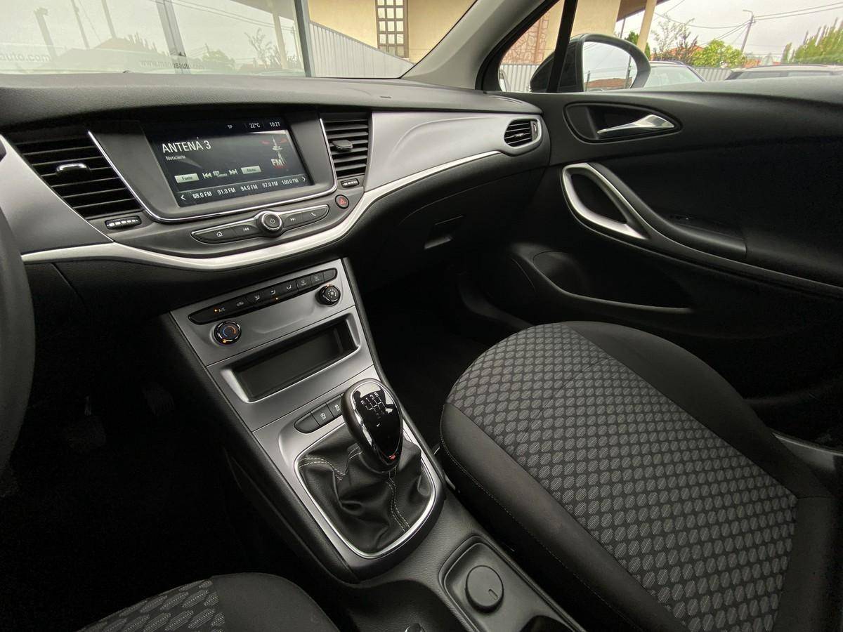 opel-astra-2021-diesel-1496cc