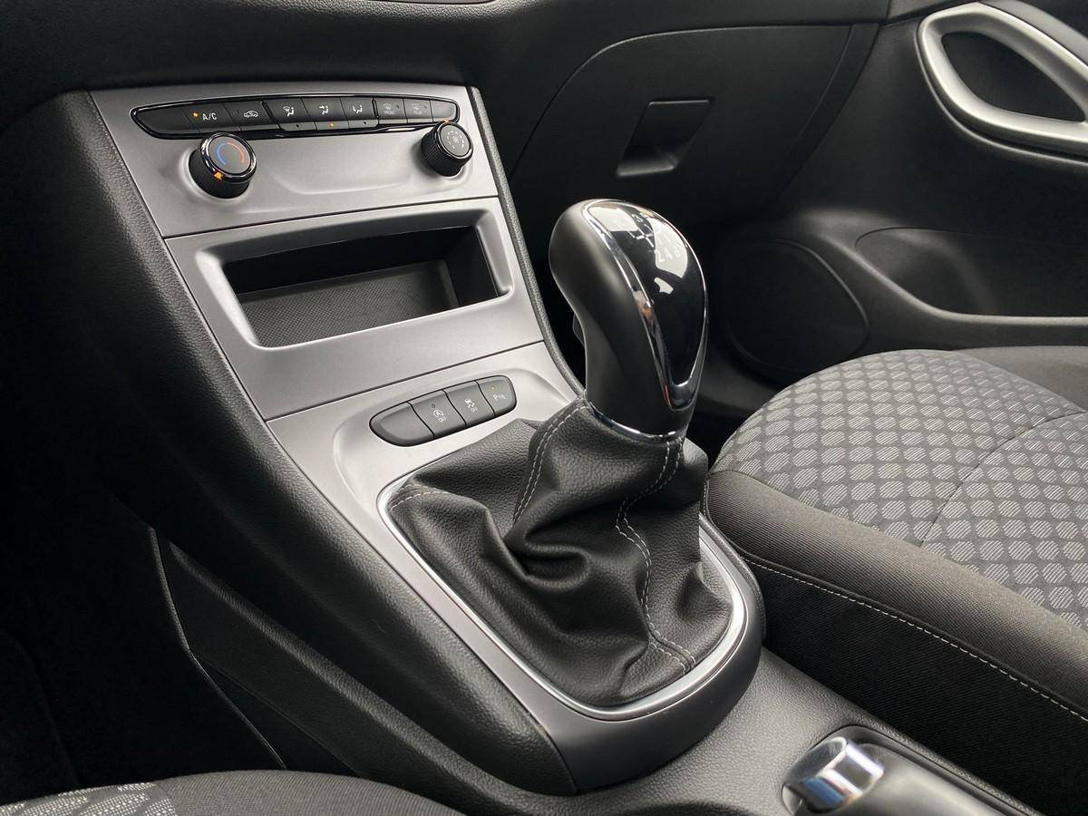 opel-astra-2021-diesel-1496cc