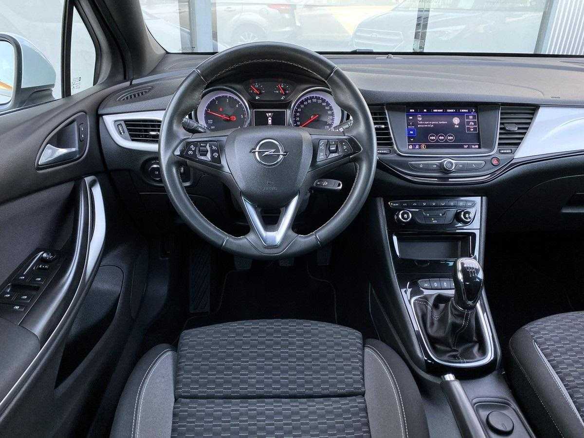 opel-astra-2020-diesel-1496cc