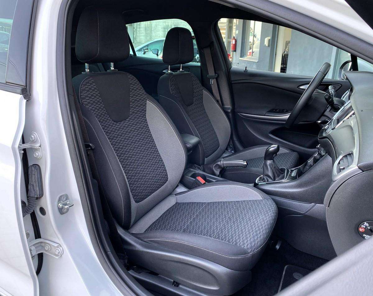 opel-astra-2020-diesel-1496cc