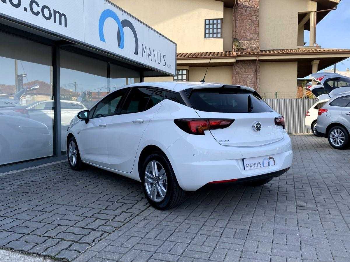 opel-astra-2020-diesel-1496cc