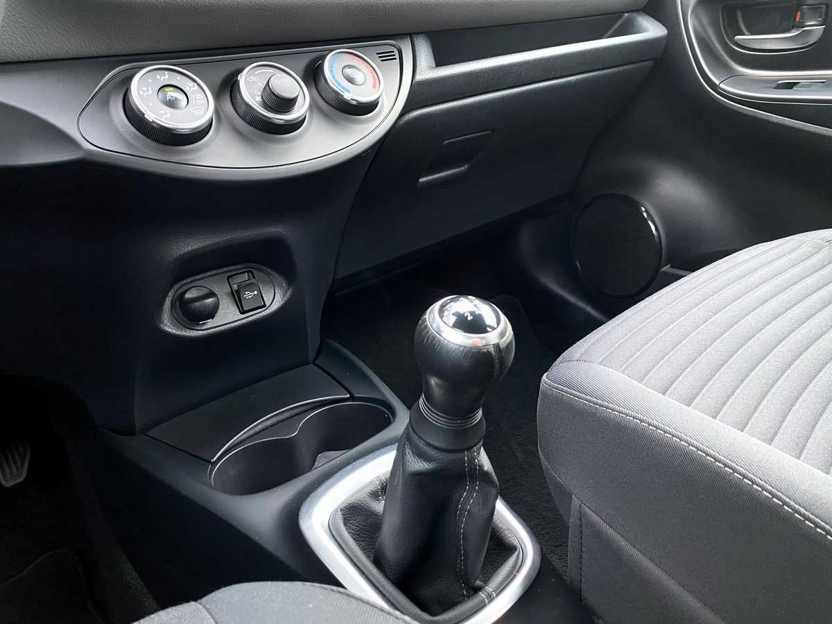 toyota-yaris-2020-gasolina-998cc