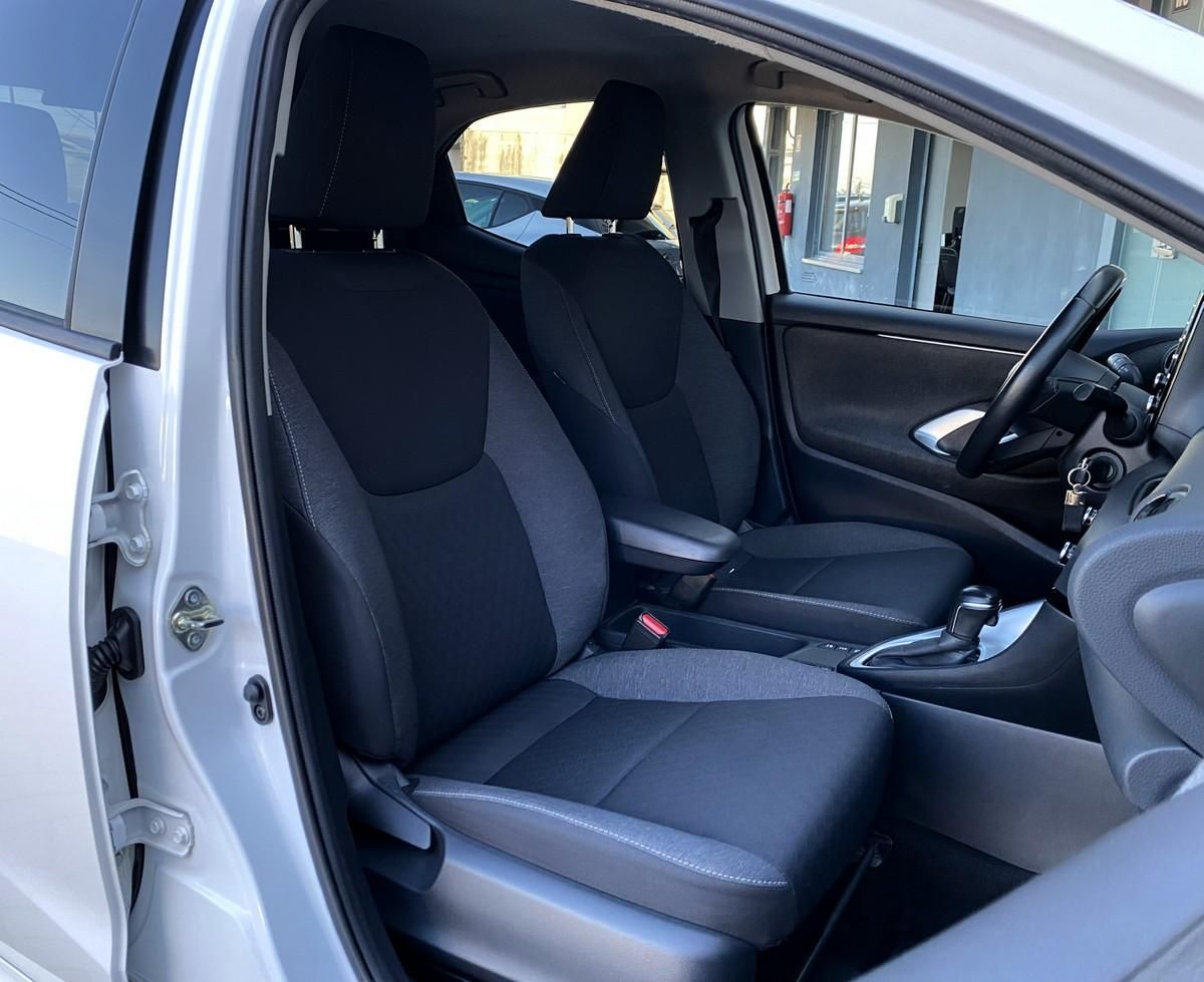 toyota-yaris-2021-hibrido-a-gasolina-1497cc