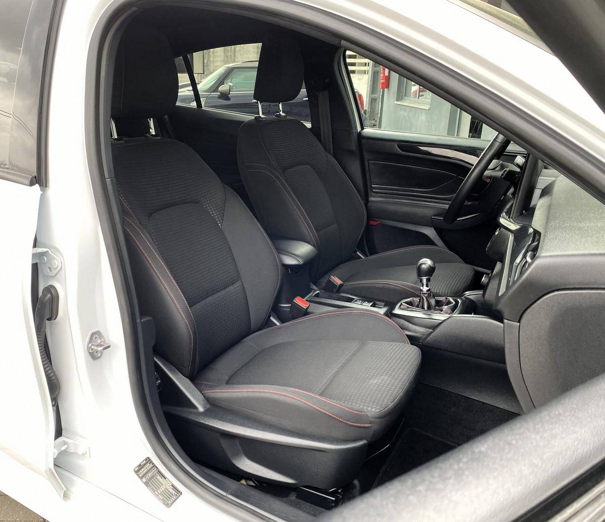 ford-focus-2023-gasolina-998cc