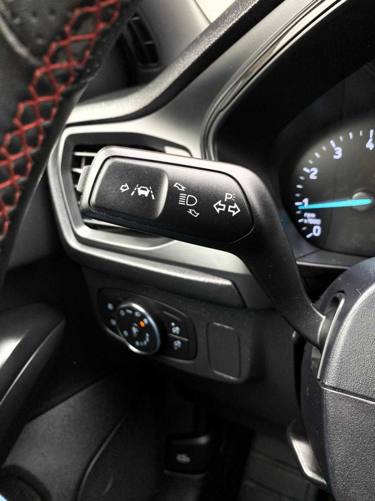 ford-focus-2023-gasolina-998cc