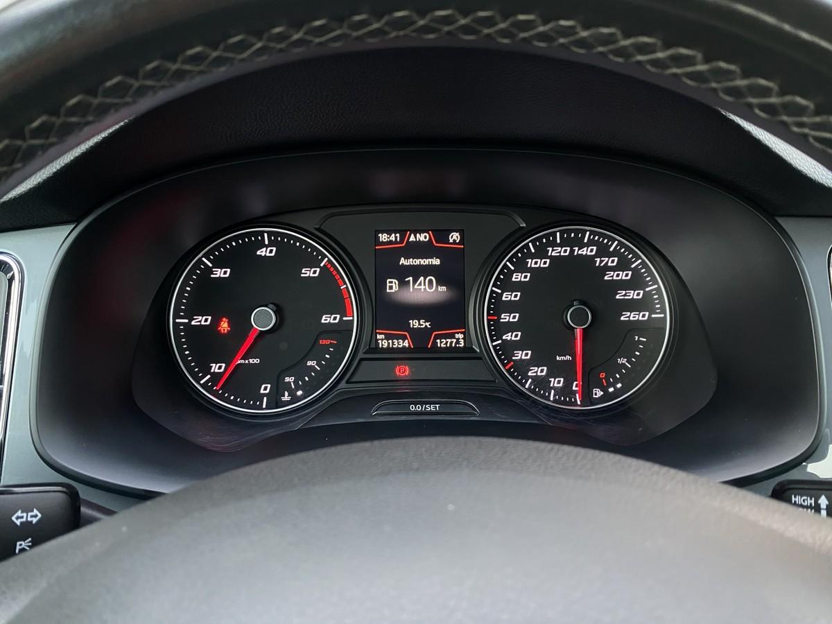 seat-ateca-2019-diesel-1598cc