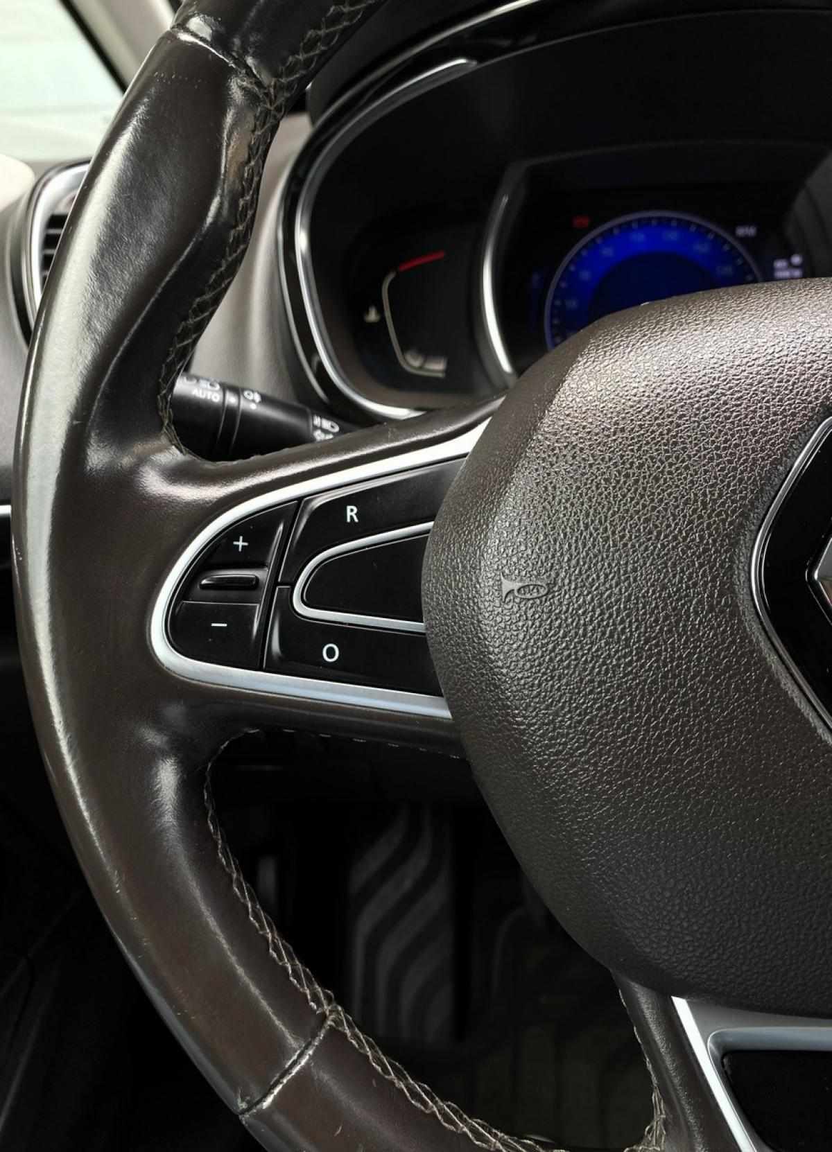 renault-espace-2018-diesel-1598cc