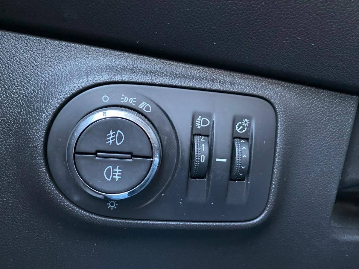 opel-corsa-van-2018-diesel-1242cc