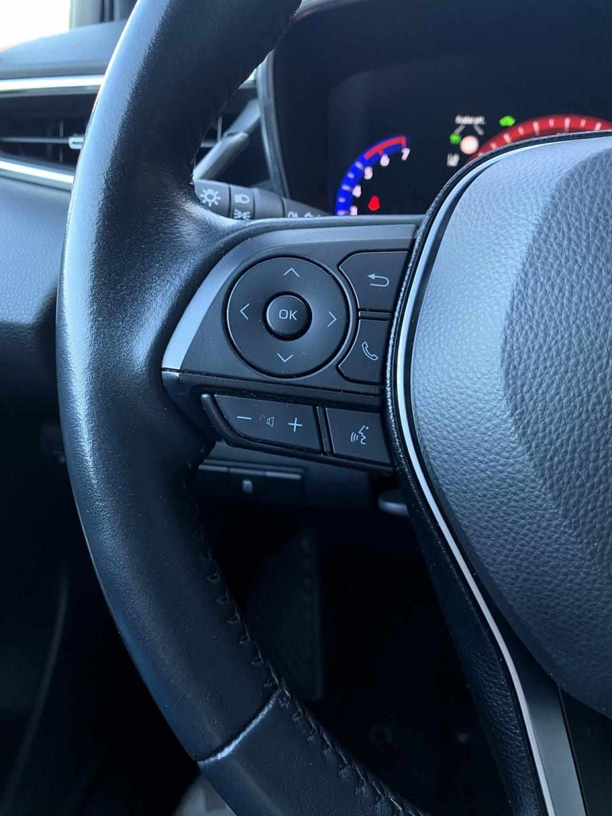 toyota-corolla-2021-hibrido-a-gasolina-1798cc