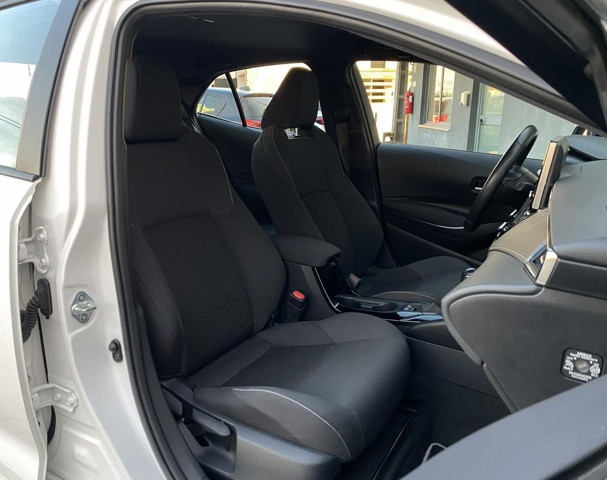 toyota-corolla-2021-hibrido-a-gasolina-1798cc