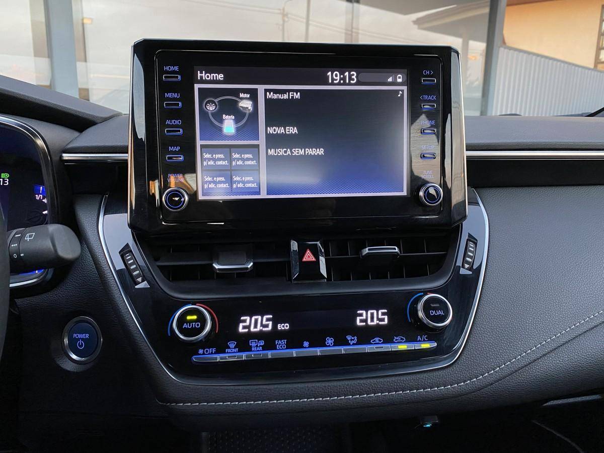 toyota-corolla-2021-hibrido-a-gasolina-1798cc