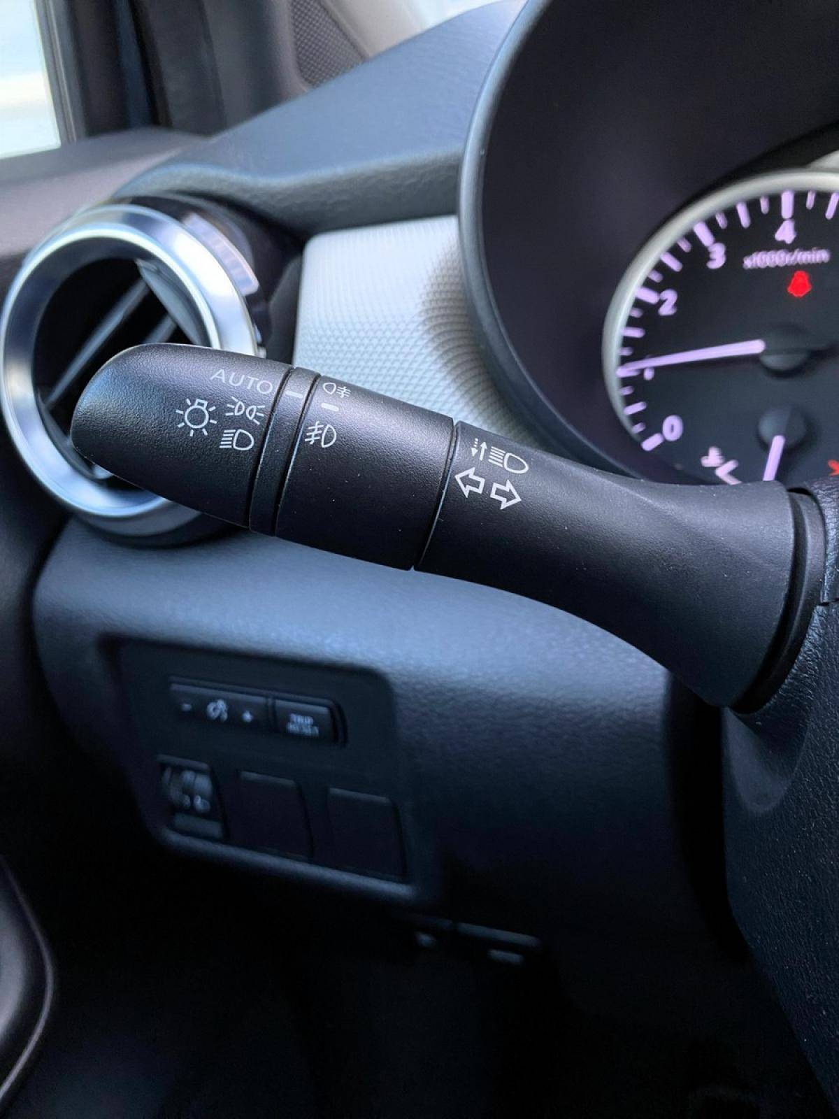nissan-micra-2018-gasolina-999cc
