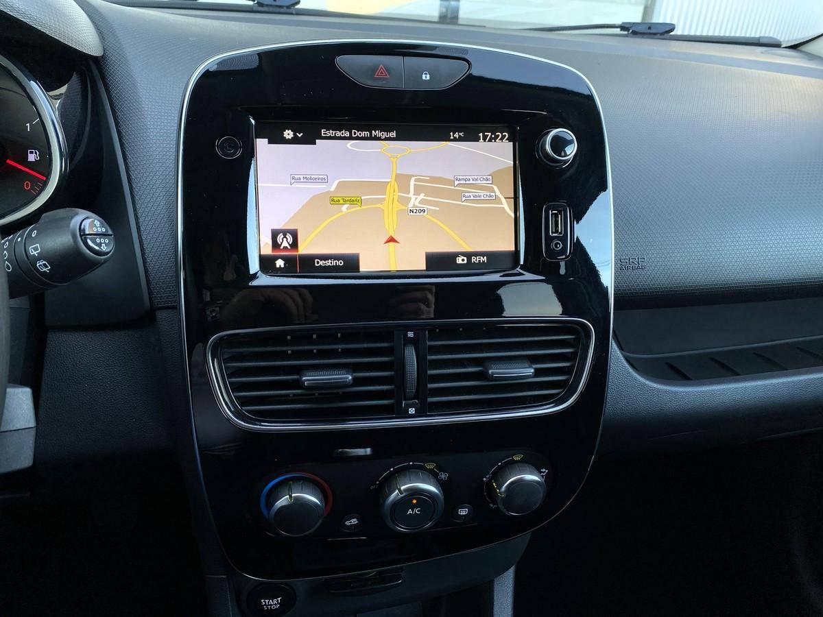 renault-clio-sport-tourer-2019-diesel-1461cc