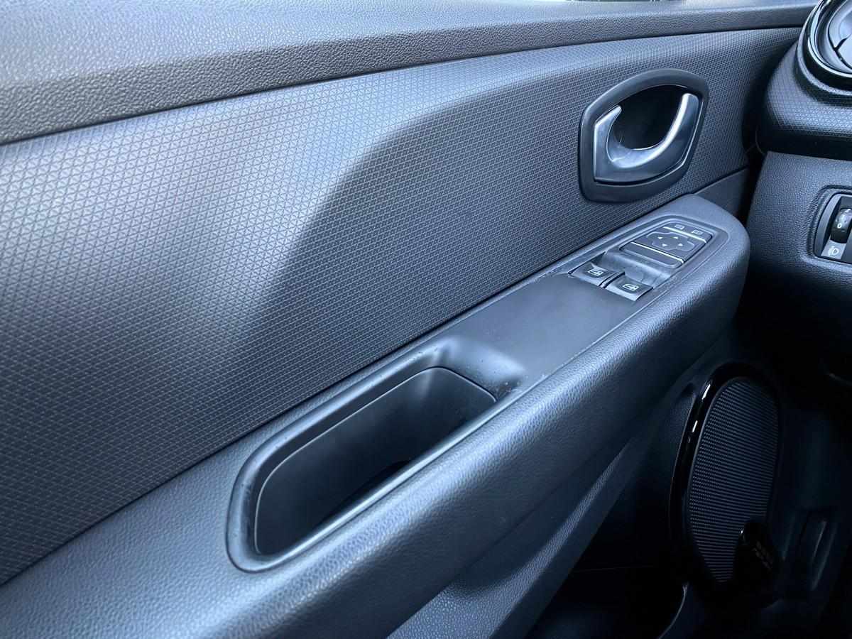 renault-clio-sport-tourer-2019-diesel-1461cc