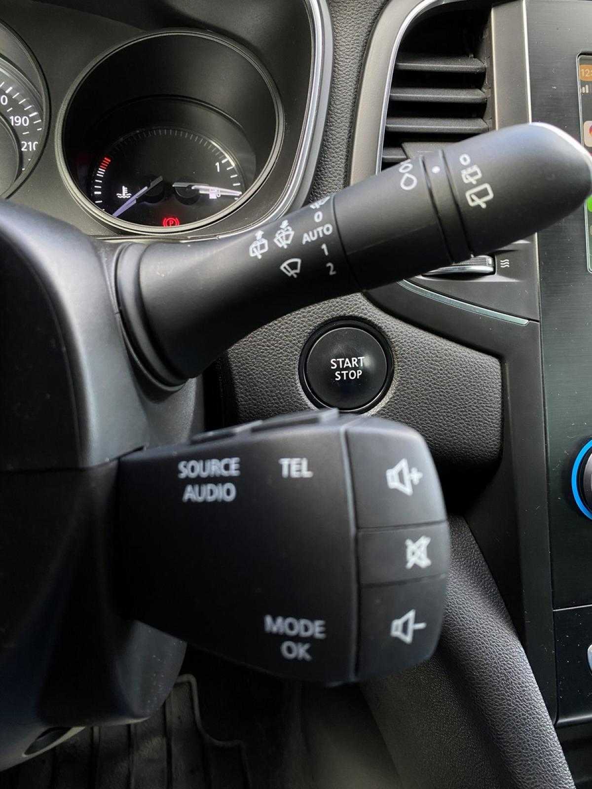 renault-megane-sport-tourer-2019-diesel-1461cc