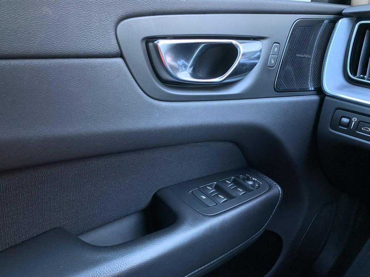volvo-xc60-2021-hibrido-a-gasolina-1969cc