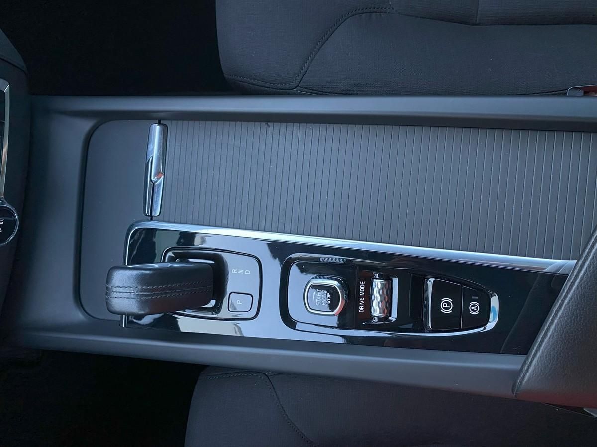 volvo-xc60-2021-hibrido-a-gasolina-1969cc