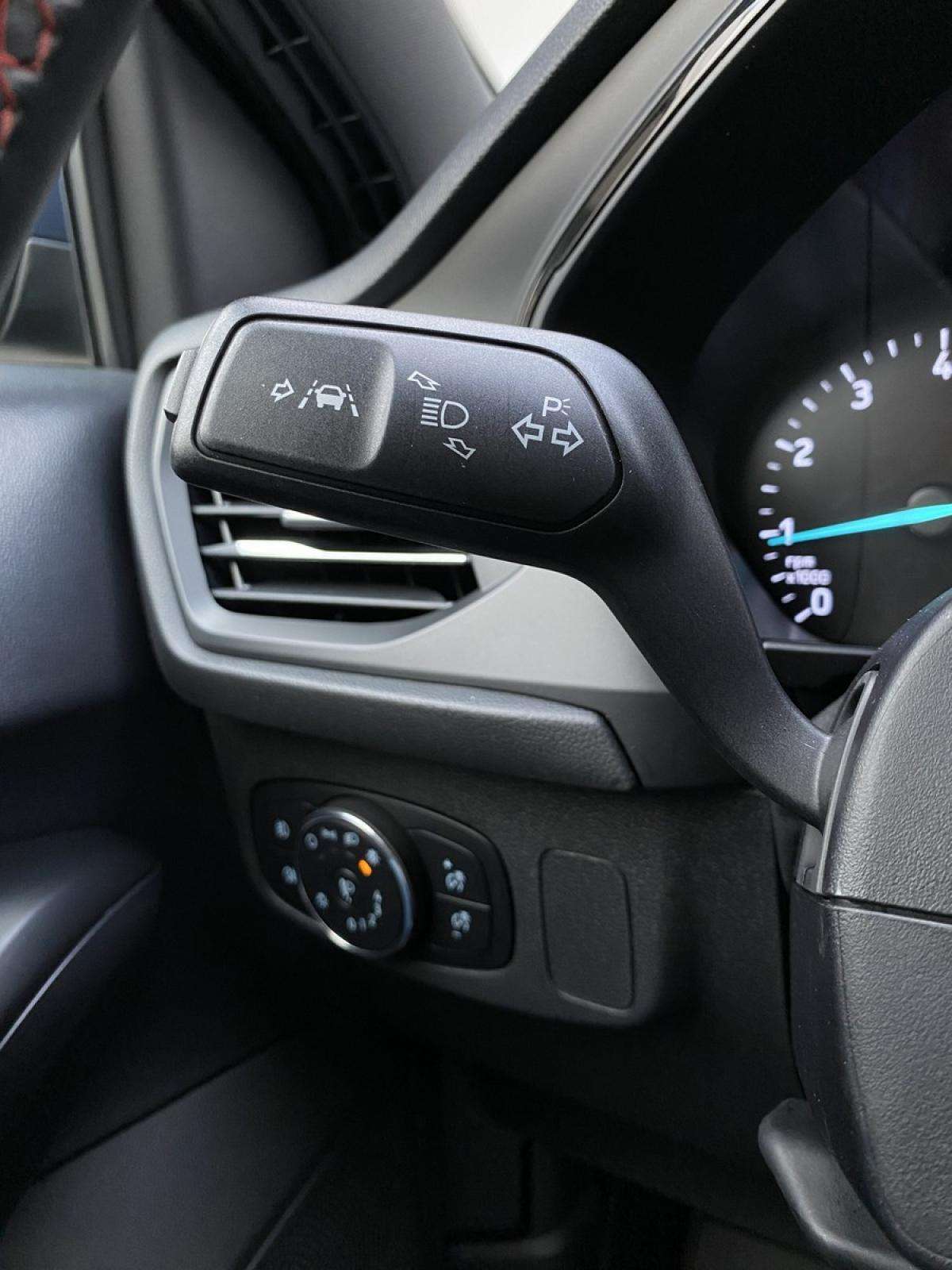 ford-focus-2022-gasolina-998cc