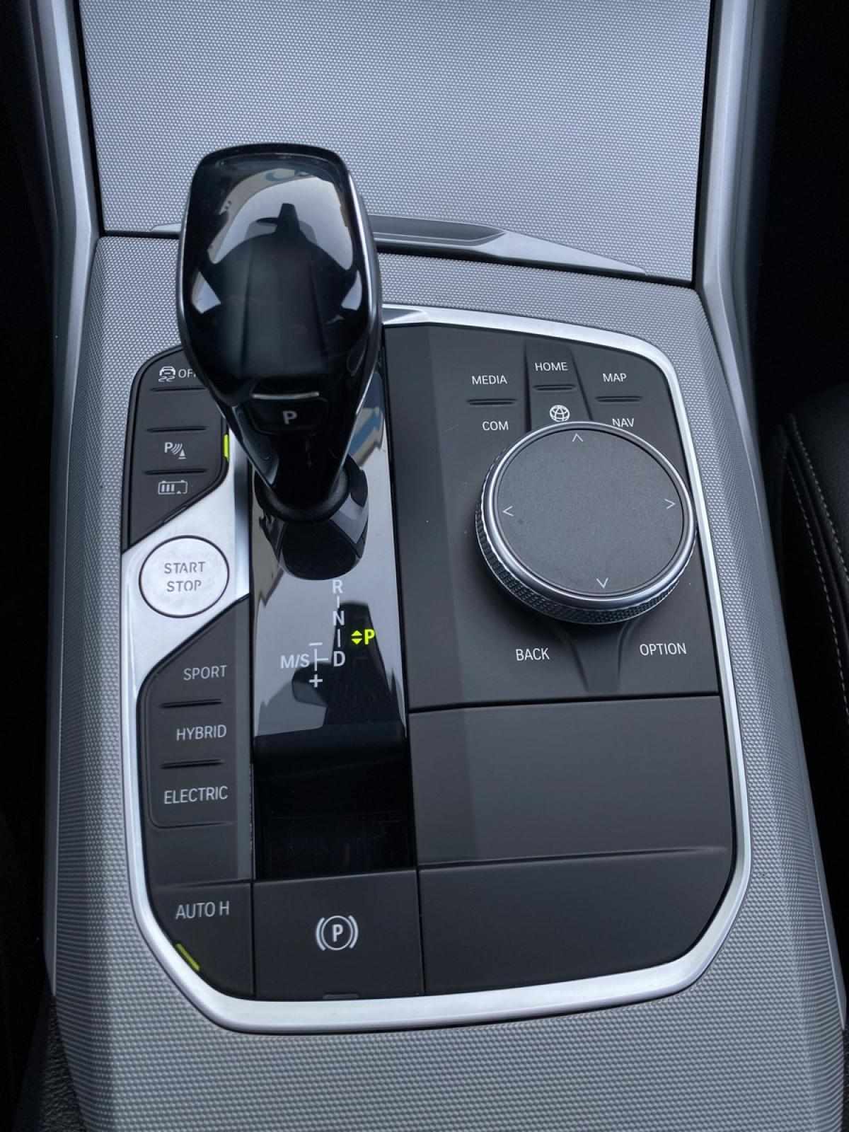 bmw-serie-3-2021-hibrido-a-gasolina-1998cc