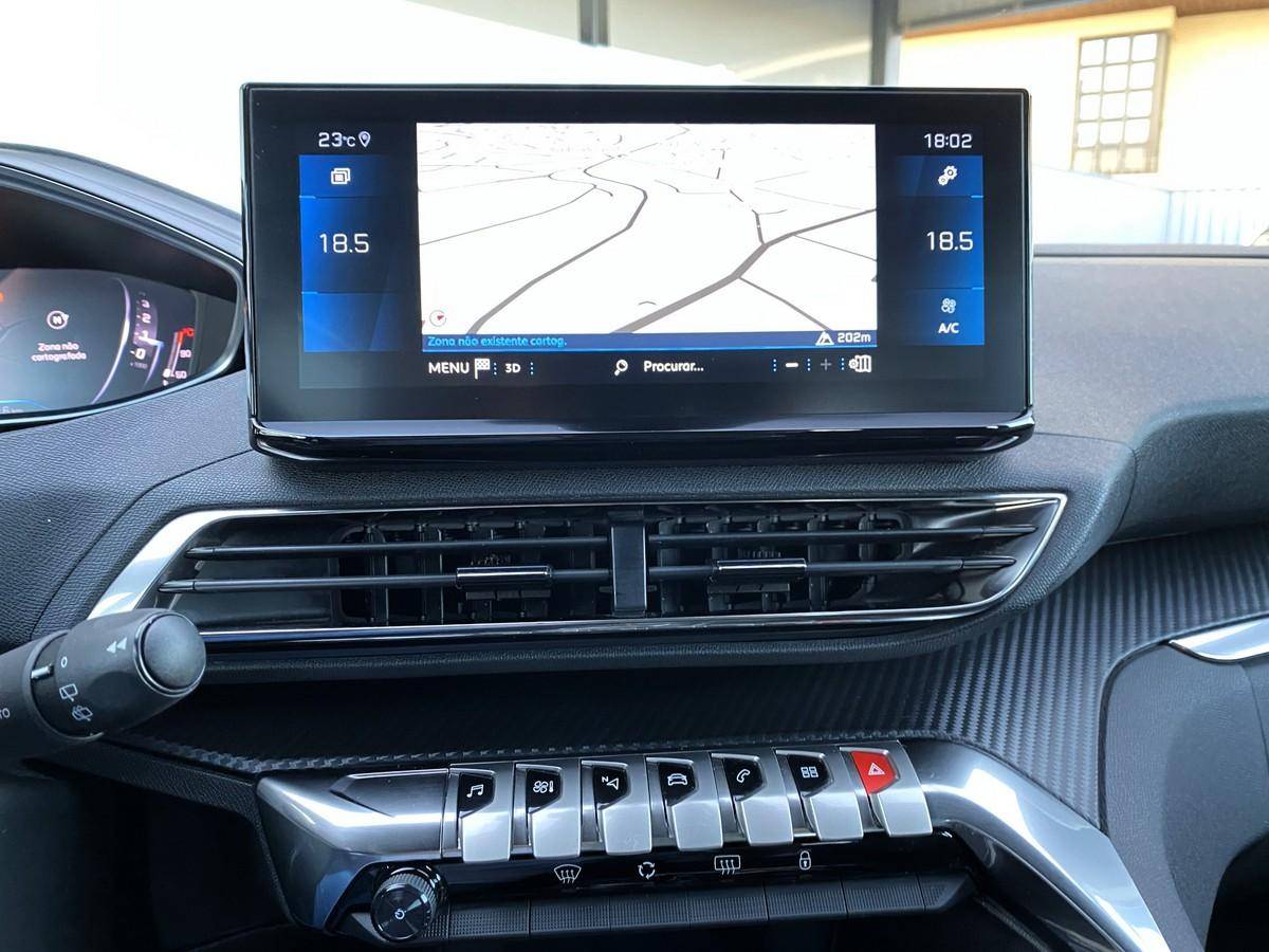 peugeot-5008-2023-diesel-1499cc